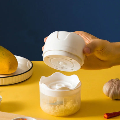 Mini Processador Elétrico de Alimentos Portátil com 3 Lâminas de Aço Inox USB 250ml Bivolt - Melhor Opção
